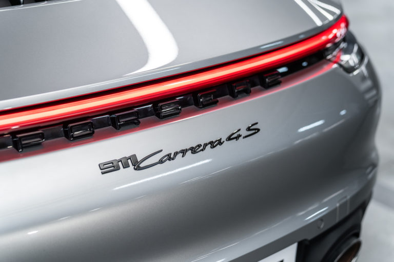 911 Carrera 4S Srebrna_web-11