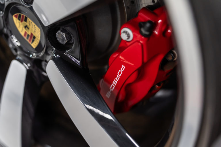 911 Carrera 4S Srebrna_web-21