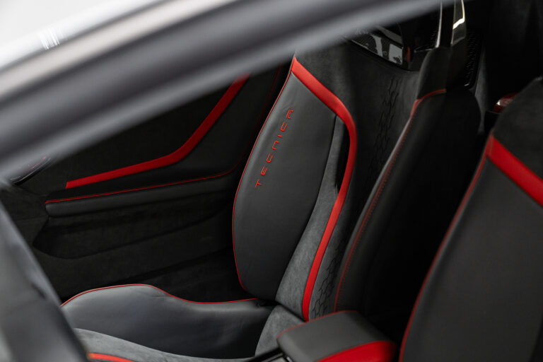 20250129-Lamborghini-Huracan-web-045