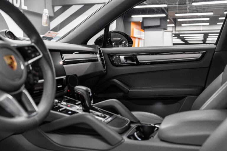 20250222-Porsche-Cayenne-web-019