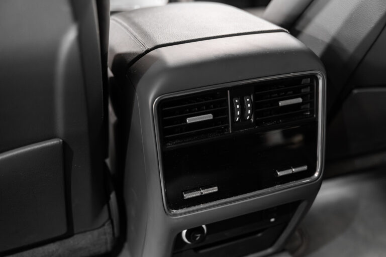 20250222-Porsche-Cayenne-web-024