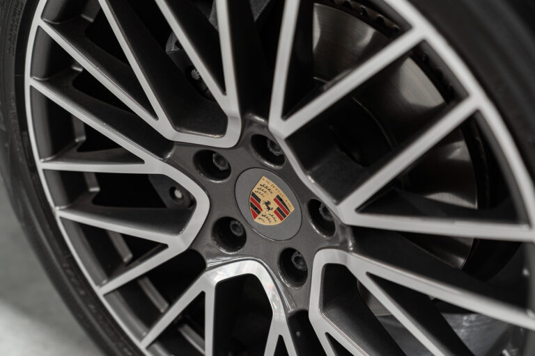 20250222-Porsche-Cayenne-web-032