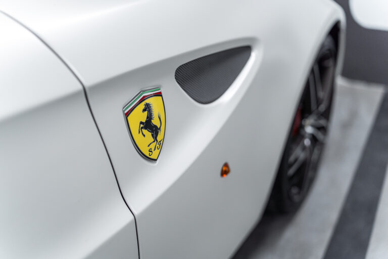 Ferrari Lusso_web-10