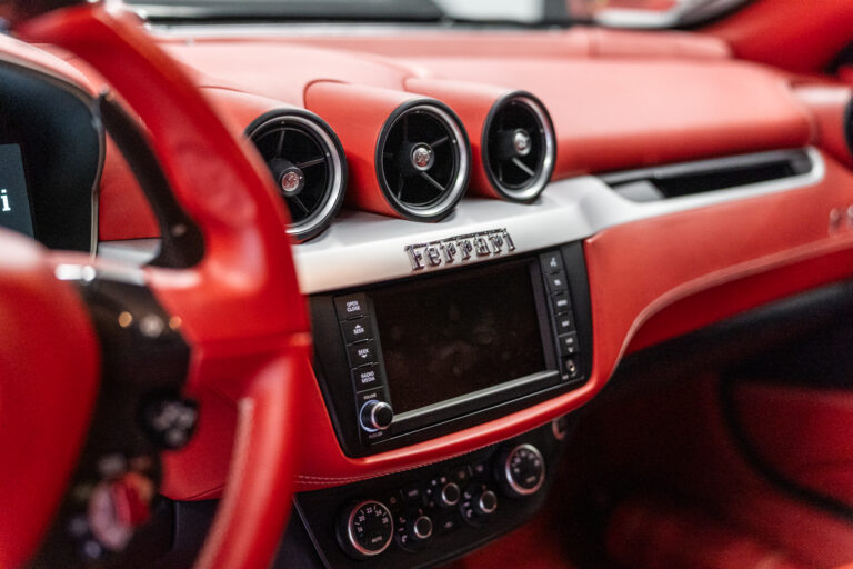 Ferrari Lusso_web-17