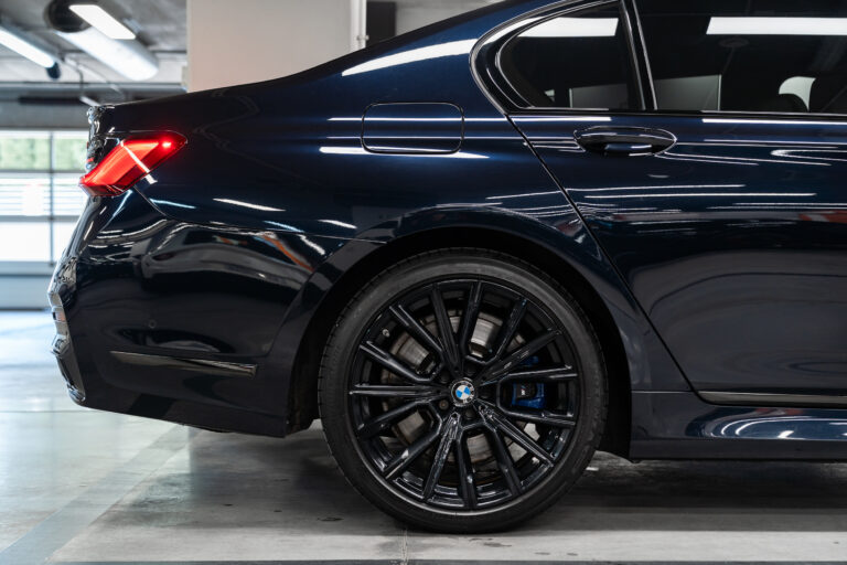 20250806-Bmw750d-022