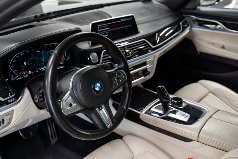 20250806-Bmw750d-025