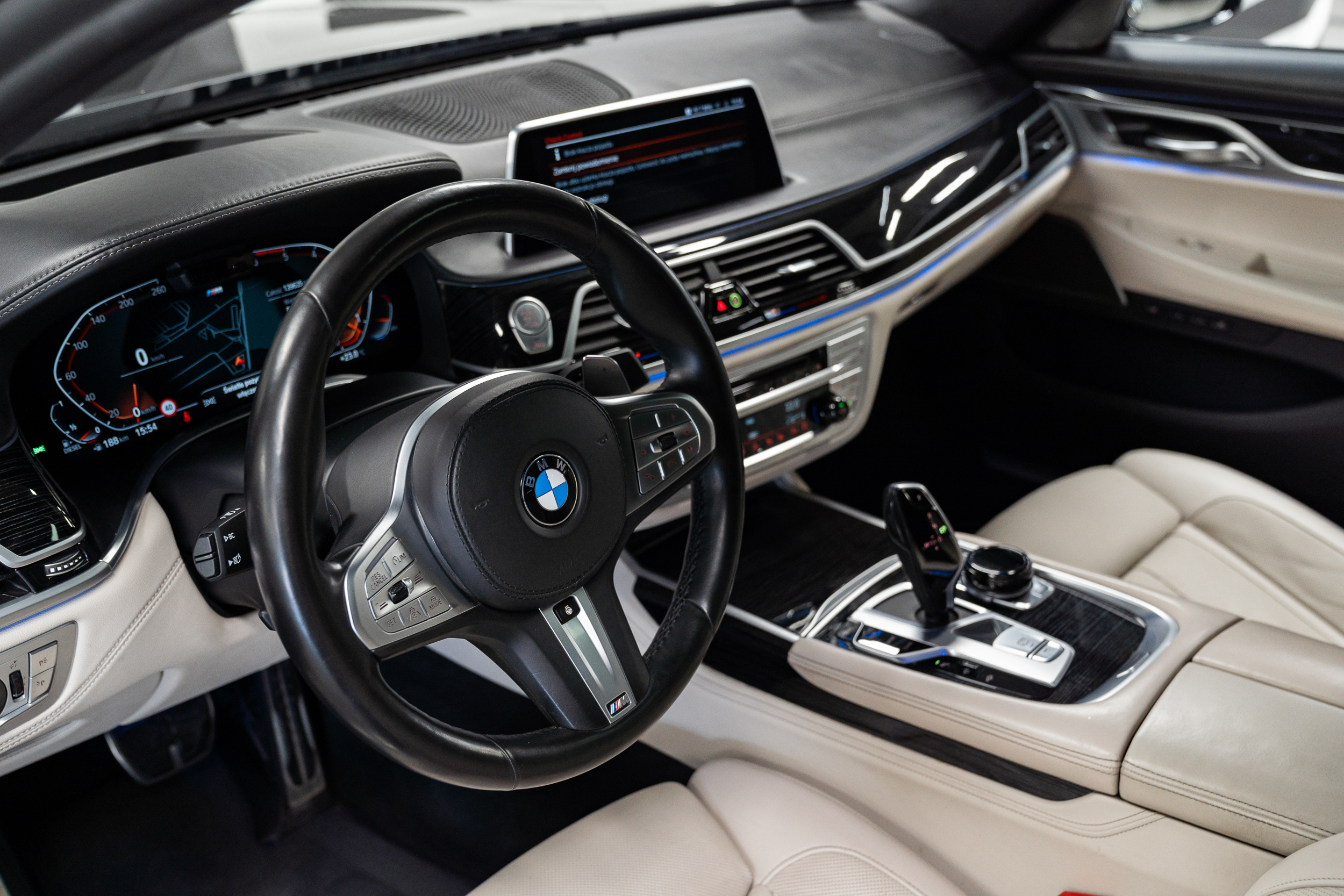 20250806-Bmw750d-025