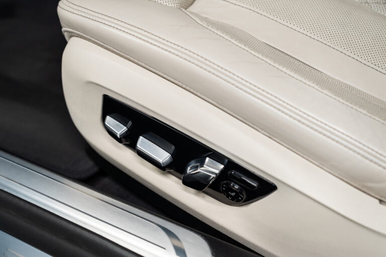 20250806-Bmw750d-031