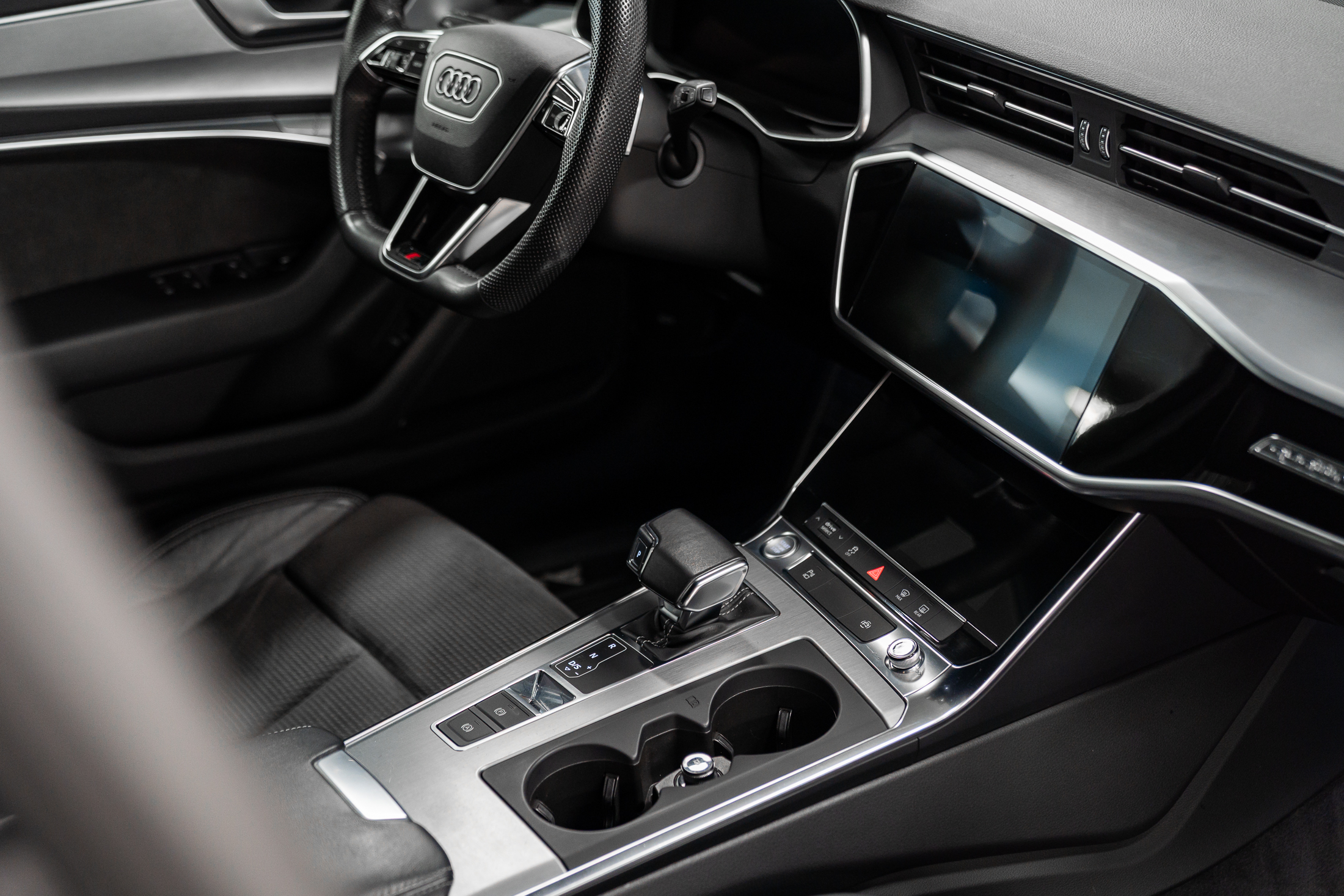20250919-AudiA6-016