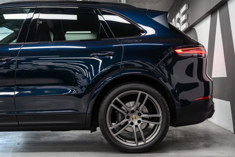 20250919-PorscheCayenne-008