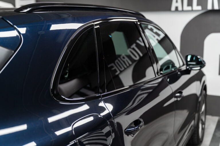 20250919-PorscheCayenne-018