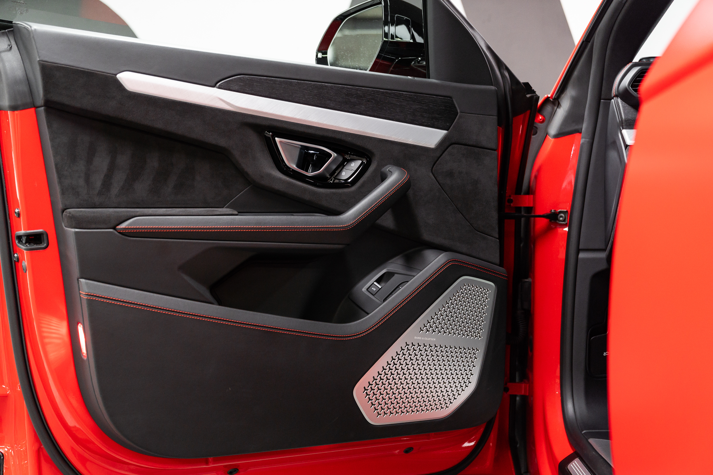 20251029-Lambo-Urus-032