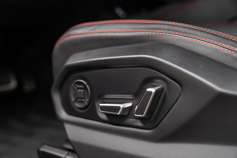 20251029-Lambo-Urus-033