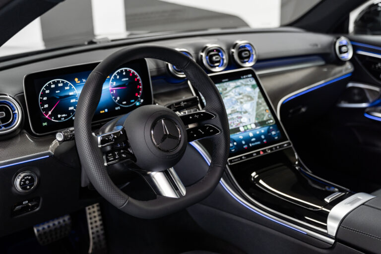 20260312-Mercedes-CLE300-012